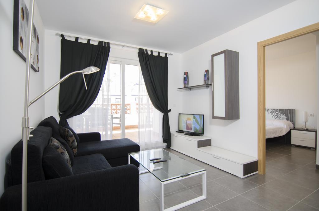 Residencial Linnea Sol By Mar Holidays Orihuela Exterior foto